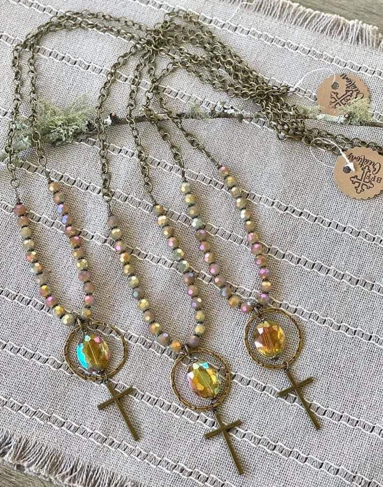 Cross Necklace AB Taupe